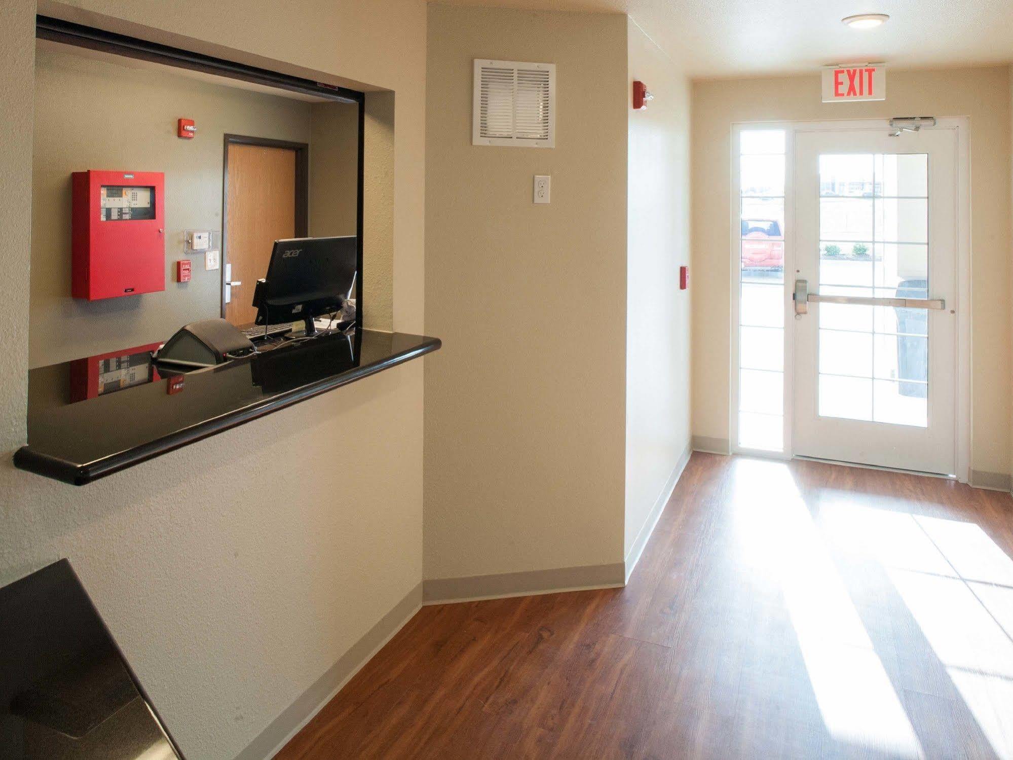 Extended Stay America Select Suites - Форт Майерс Екстериор снимка