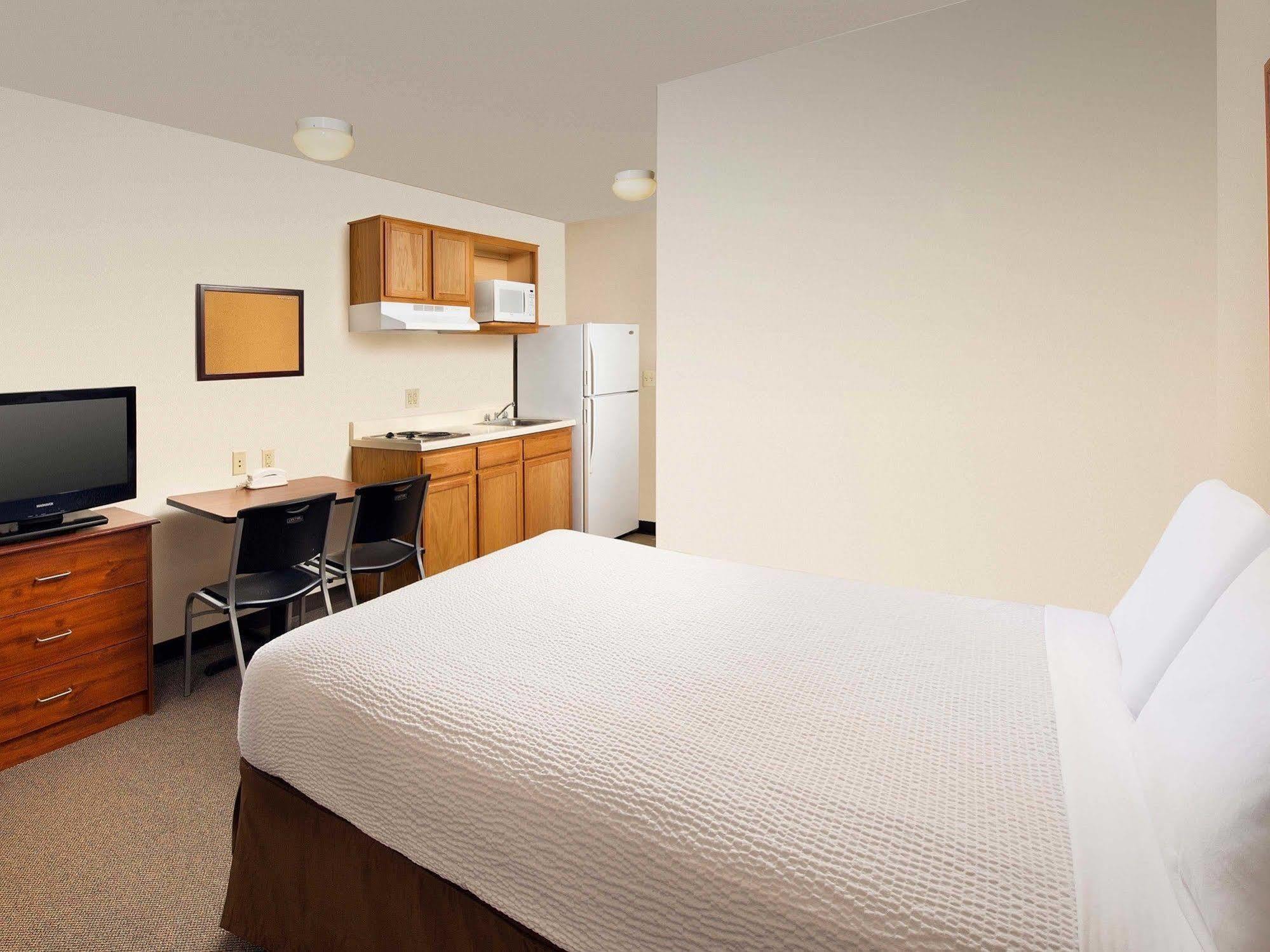 Extended Stay America Select Suites - Форт Майерс Екстериор снимка